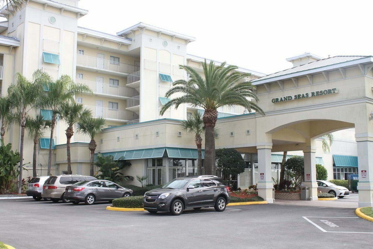 Grand Seas By Exploria Resort